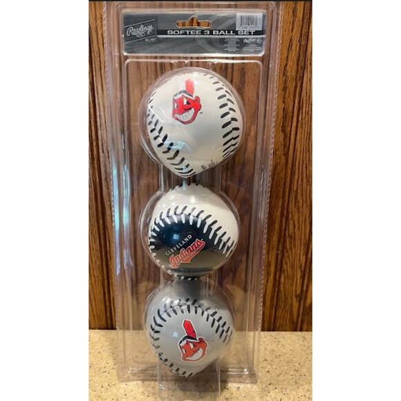 Cleveland Indians CHIEF WAHOO SOFT BALLS New in PKG 2009 Set of 3 - Picture 2 of 4
